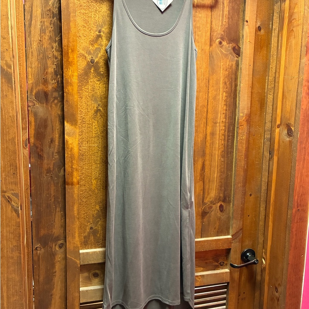 Elegant Sleeveless Gray Dress